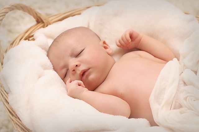 5 Crucial Pointers for Your Newborn's Winter Maintenance